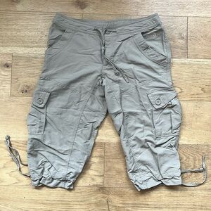 The North Face Hiking Cargos / size 8 / like new